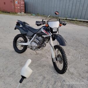 XR250, 7537km, 2004
