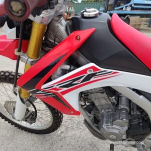 CRF250, 8232km, 2015 - Image 19