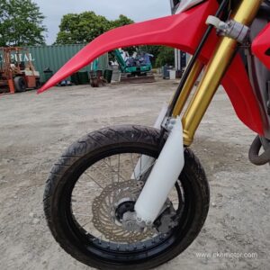 CRF250, 6900km, 2015 - Image 19